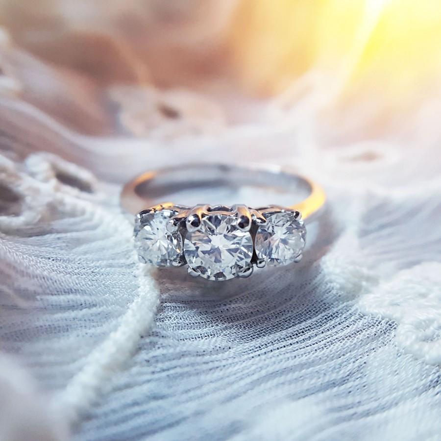زفاف - Three Stone Diamond Engagement Ring