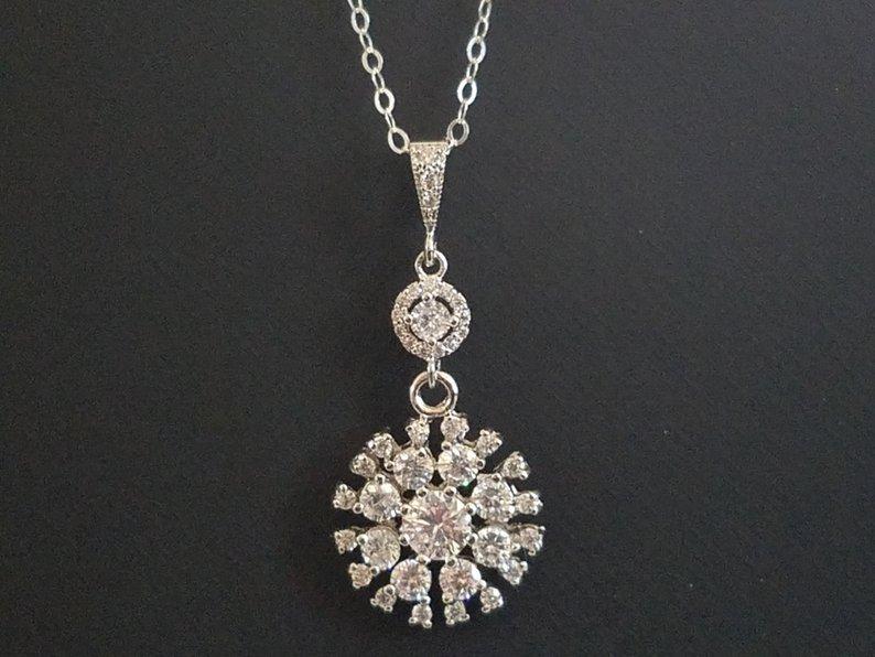 Mariage - Cubic Zirconia Bridal Necklace, Wedding Crystal Necklace, Silver Halo Sparkly Pendant, Bridal CZ Jewelry, Wedding Jewelry, Prom Necklace