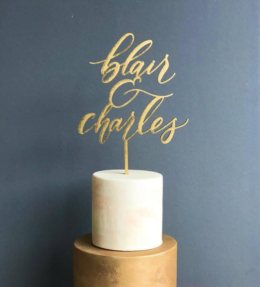 Mariage - Custom Wedding Cake Topper with Two Names - Laser Cut Wood - Gold