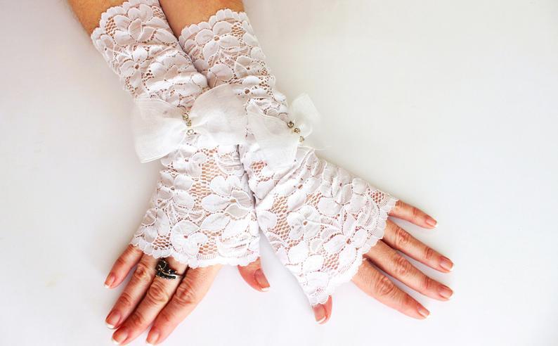 Mariage - White long lace gloves wedding cuff, white mittens, white fingerless bridal gloves, gift for her, victorian wedding belly dance boho bride