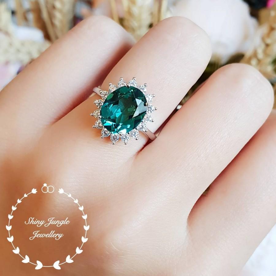 زفاف - Indicolite tourmaline ring, bluish green tourmaline ring, cluster ring, white gold plated silver, oval cut, teal stone ring, blue gemstone
