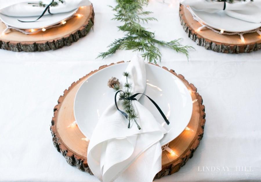Hochzeit - Set of 20 - 14 inch wood rounds Rustic wedding placemats placemats for wedding Rustic centerpieces centerpieces for wedding wood slices bulk