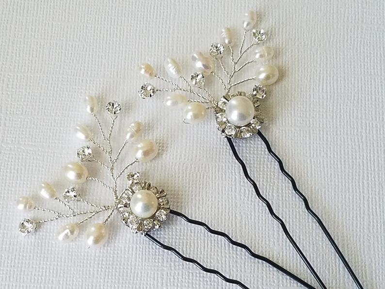 Свадьба - Bridal Hair Pins, Set of 2 Pearl Crystal Hair Pins, Floral Hair Pieces, White Pearl Headpiece, Wedding Hair Jewelry, Pearl Silver Hair Pins