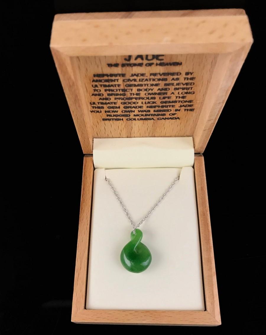 Mariage - A Grade Polar Jade Infinity Twist Pendant on Sterling Silver Chain
