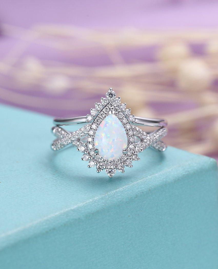 زفاف - Unique Engagement ring set White gold Women,Vintage Pear shaped Opal wedding ring Halo diamond,Anniversary Gifts for her,Half eternity ring