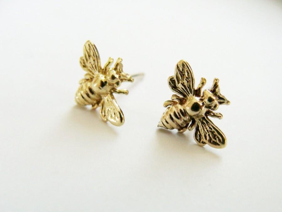 Mariage - Tiny gold Bee studs - brass and sterling silver metalwork - Gold bee studs - Brass bee studs - Gold Bug Studs - Tiny Insect Studs