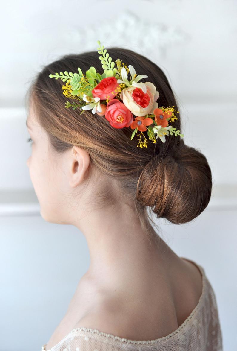 Mariage - Coral hair comb Summer wedding flower comb Coral yellow floral head piece Bride hair flowers wedding