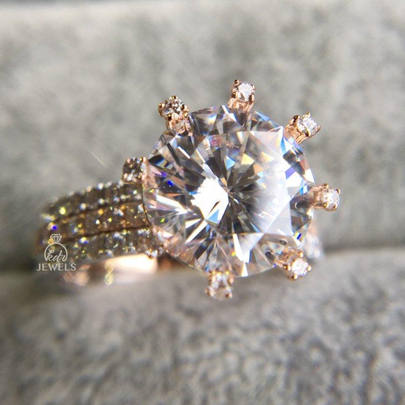 زفاف - Unique Forever One Moissanite Wedding Ring Set 2.00ct Center Stone with Diamonds on Prongs and 0.62ct of Natural Diamonds on Side,KDR Jewels