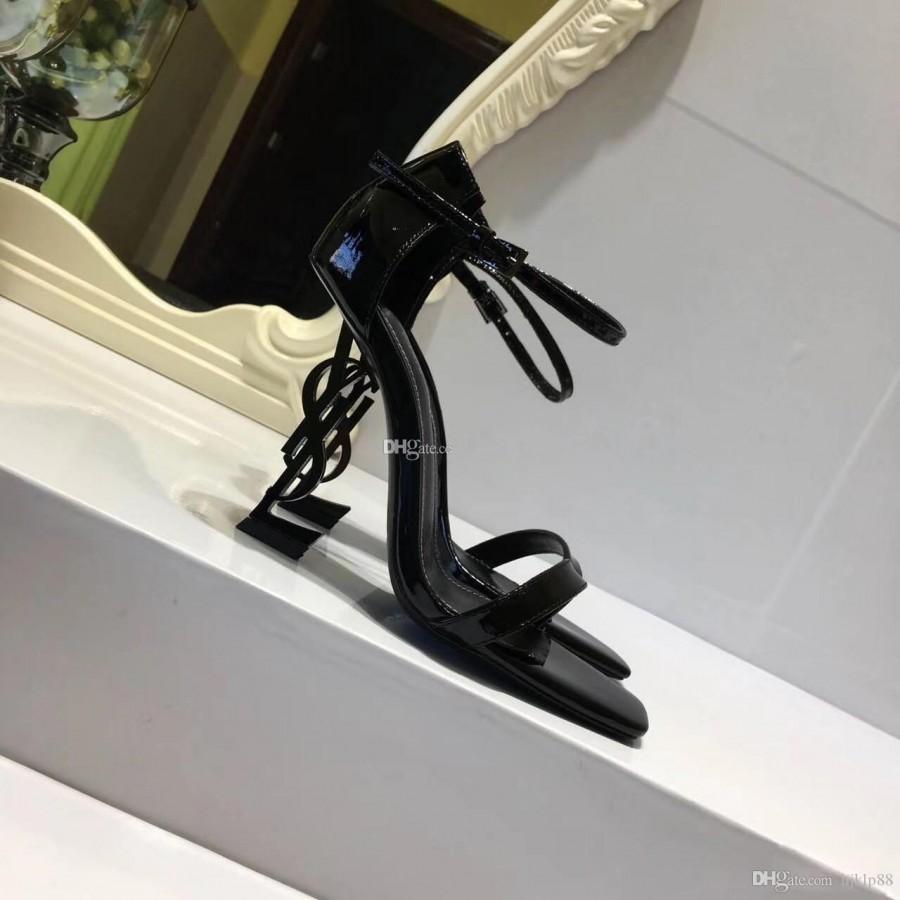 Свадьба - Brand New Sexy Shoes Woman Summer Buckle Strap Rivet Sandals High Heeled Shoes Pointed Toe Fashion Fashion Single High Heel10.5cm Blue Wedding Shoes Uk Bridal Designer Shoes From Hjklp88, $63.11