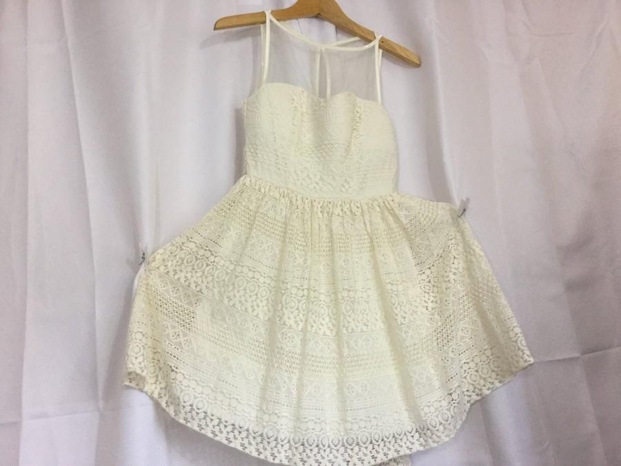 Hochzeit - Sweetheart Dress Ivory Dress Size 5 Dress Wedding Dress Formal Dress  Lace Dress Made in USA FREESHIPPING USA