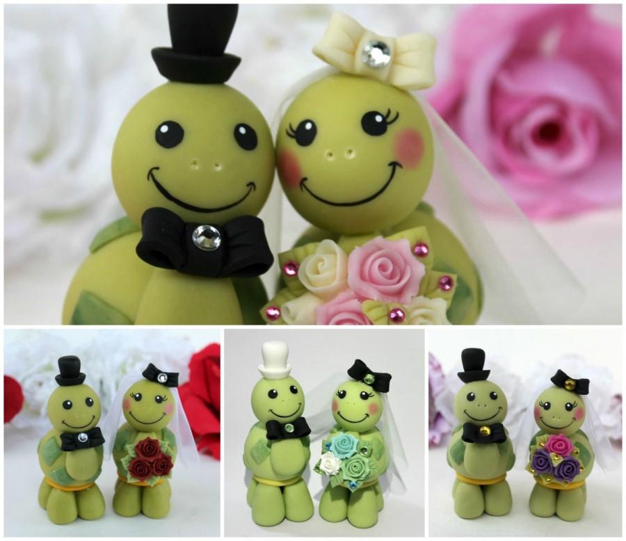 Wedding - Wedding turtle cake topper, custom bride and groom cake topper, animal cake topper, personalized wedding keepsake, with banner