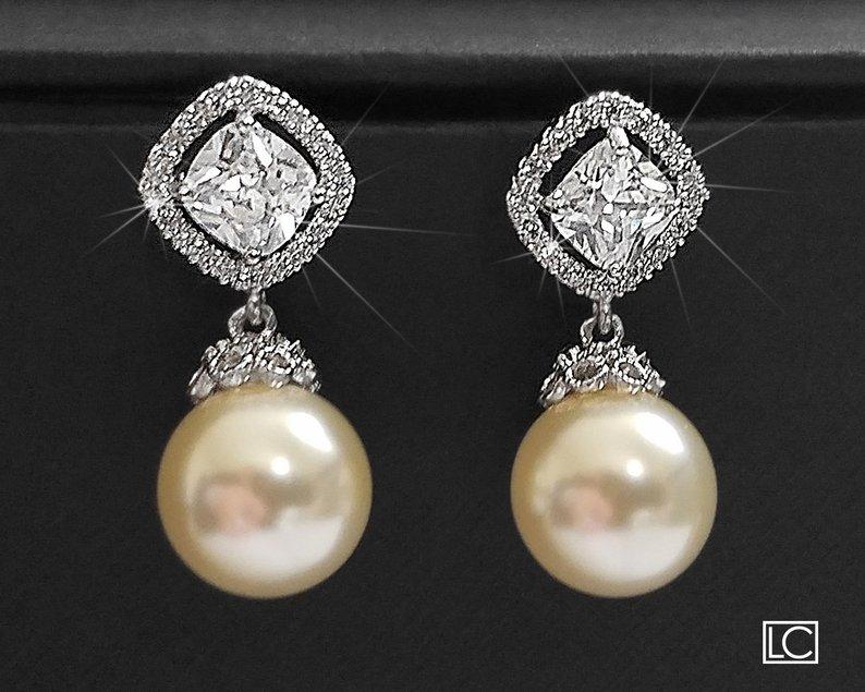 Свадьба - Bridal Pearl Earrings Ivory Drop Pearl CZ Wedding Earrings Swarovski 10mm Pearl Earrings Wedding Pearl Jewelry Bridal Jewelry Pearl Earring