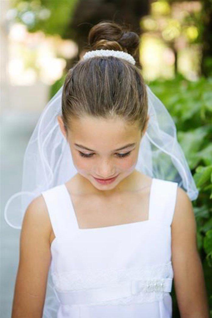 Mariage - First  Holy Communion Wedding Pearl Bun  edged white tulle Veil attached Bride