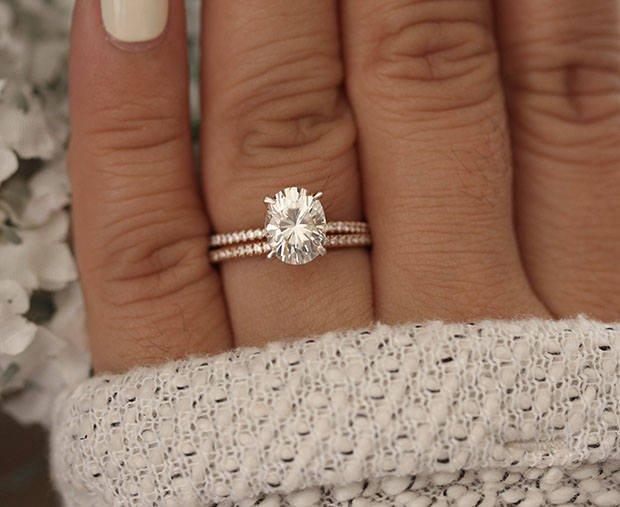 Hochzeit - Moissanite Oval 9x7mm Engagement Ring, Bridal Ring Set, Diamond Wedding Band, Forever Classic Moissanite Rose Gold Ring, Diamond Ring