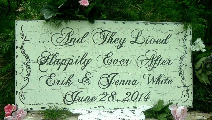 Mariage - Wood Wedding Sign Personalized Wedding Sign Rustic Wedding Signs Happily Ever After Wedding Sign Name Date Wedding Sign