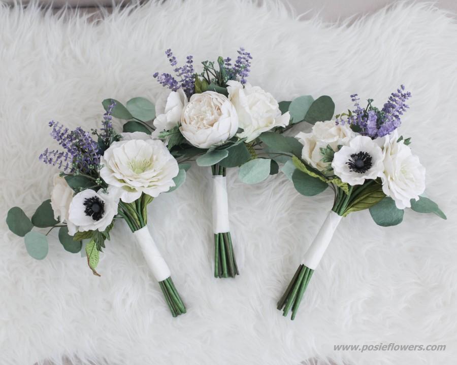 زفاف - White Anemone Paper Bridesmaid Mini Flower Bouquet, Shop's original work, Boho Paper Bouquet, Paper Toss Bouquet, Diameter 7 inches