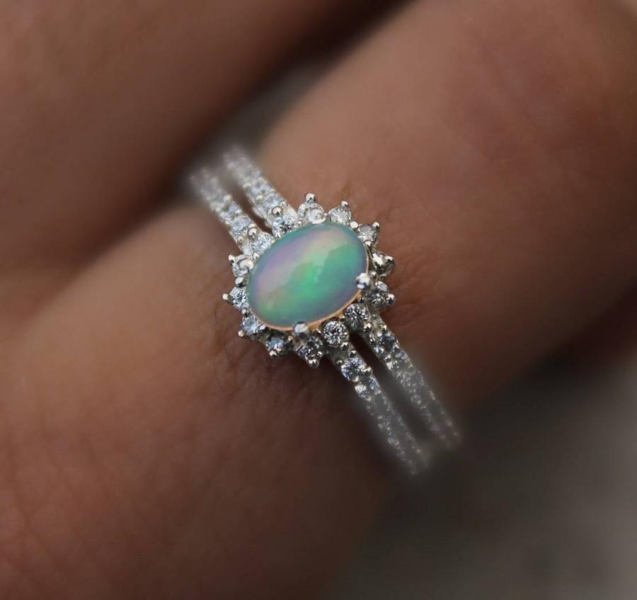 زفاف - Opal - Opal Oval - Opal Cabochon - Opal Oval Ring - Opal Jewelry - Ethiopian Opal - Opal Multi Flash-Opal Ring - Solitaire With Accent Ring.