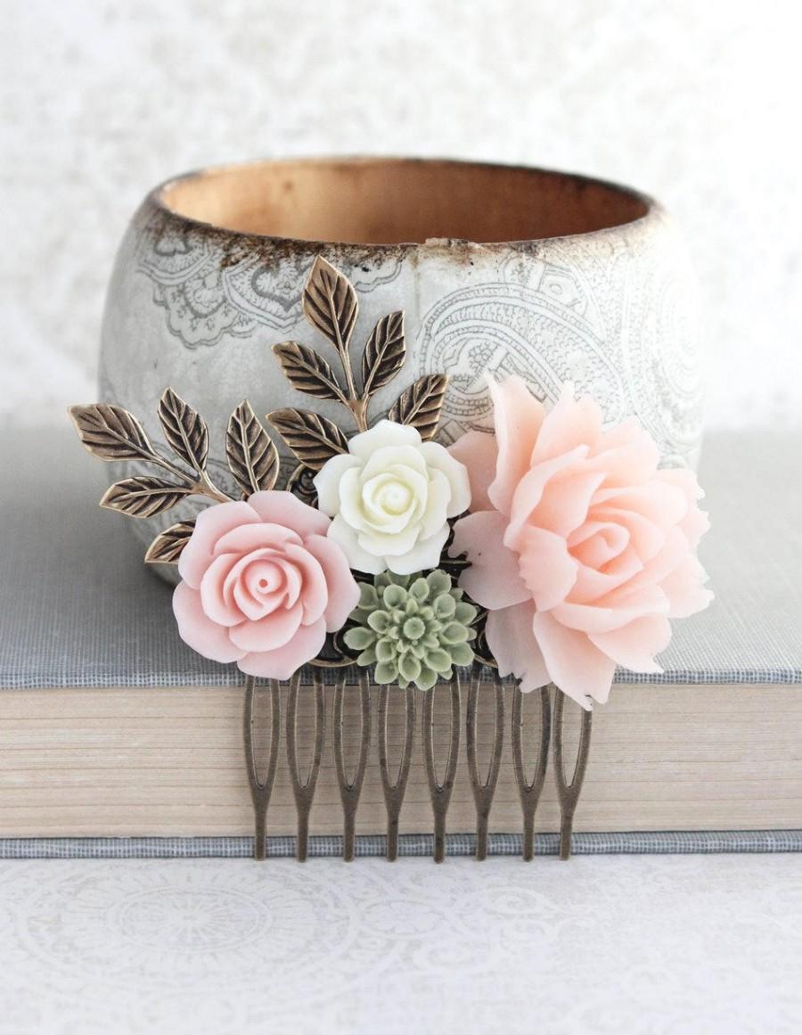 Свадьба - Floral Hair Comb, Pink and Green, Blush Pink Rose Comb, Bridal Hair Piece, Romantic Vintage Style, Blush Wedding, Antiqued Brass Leaves
