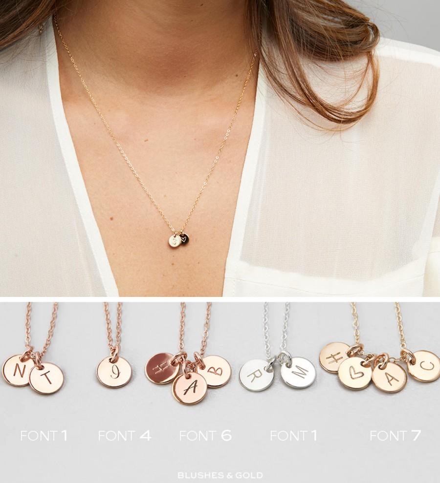 Hochzeit - Personalized Initials Necklace, Custom Initials Disk, Mothers Necklace, Mom Jewelry, Custom Hand Stamped, Mom Necklace, Gift for Mom