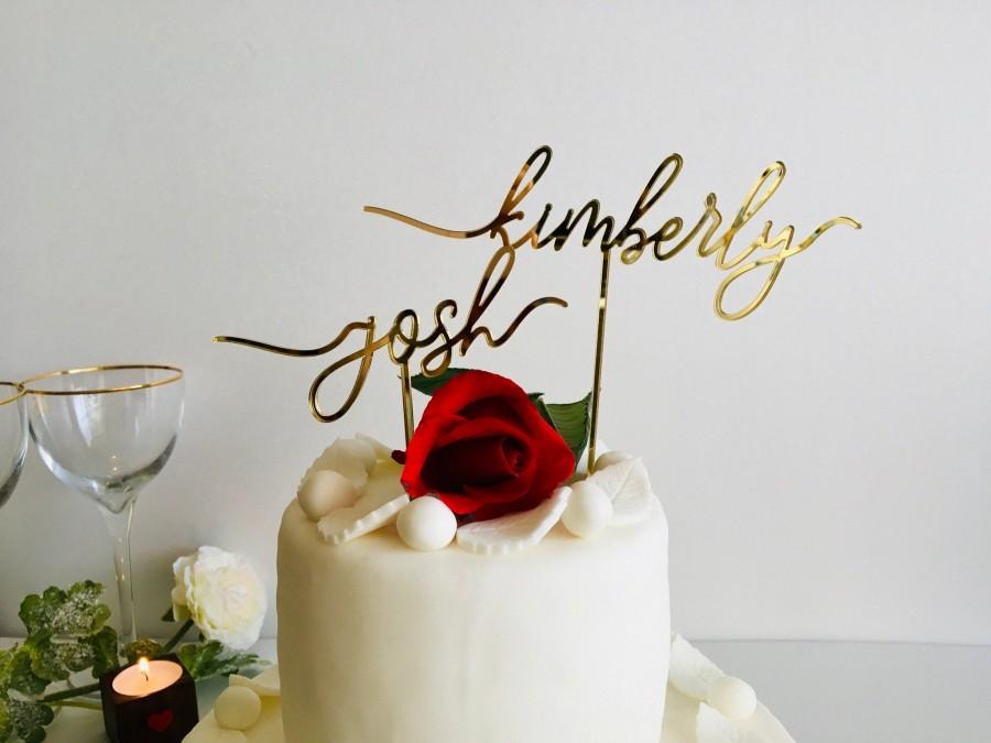 Mariage - Personalized Gold Mirrored Wedding Cake Topper Couples Names Calligraphy Bride & Groom Mr and Mrs First Name Custom Bridal Shower Decoration