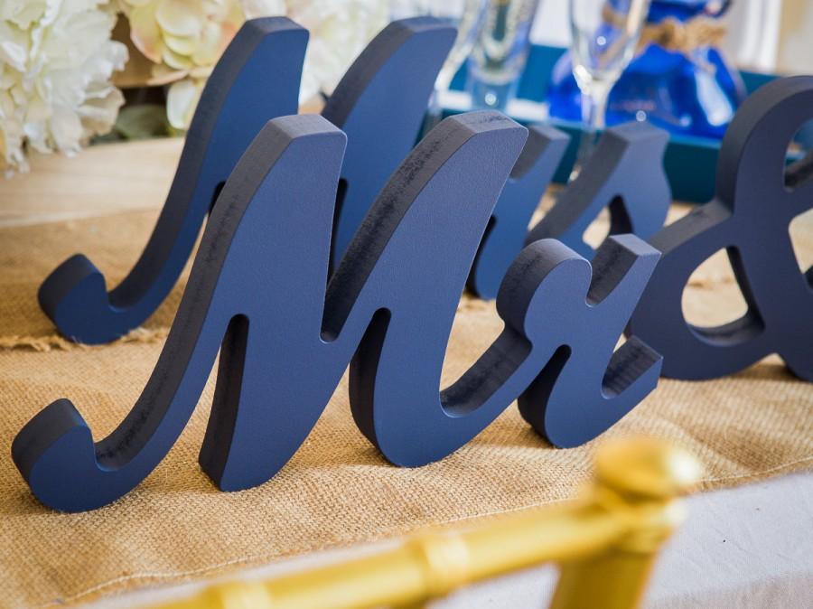 زفاف - Mr and Mrs Wedding Signs - Nautical Navy Blue Standing Script Signs Mr & Mrs Wooden Letters (Item - MTS100)
