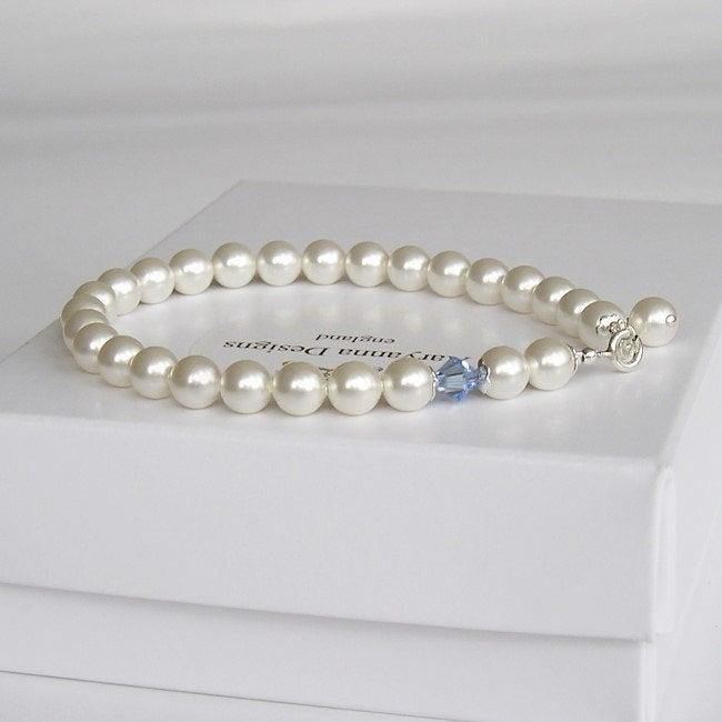 Hochzeit - Bridal bracelet, something blue, pearl bracelet, pearl wedding bracelet, wedding jewelry, bridal jewellery, brides bracelet