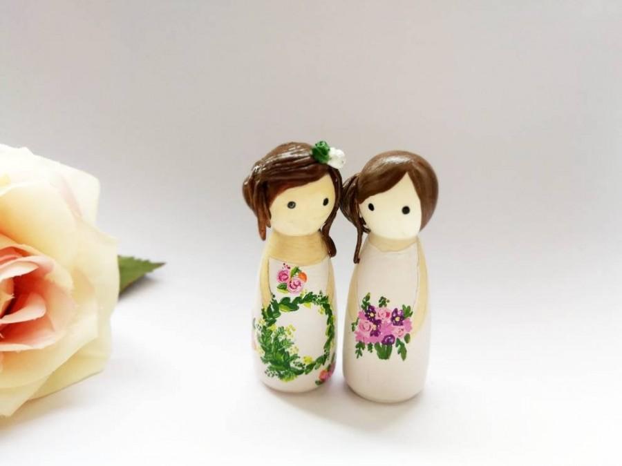 Hochzeit - Personalised Wooden Wedding Cake Toppers, added glass cloche option