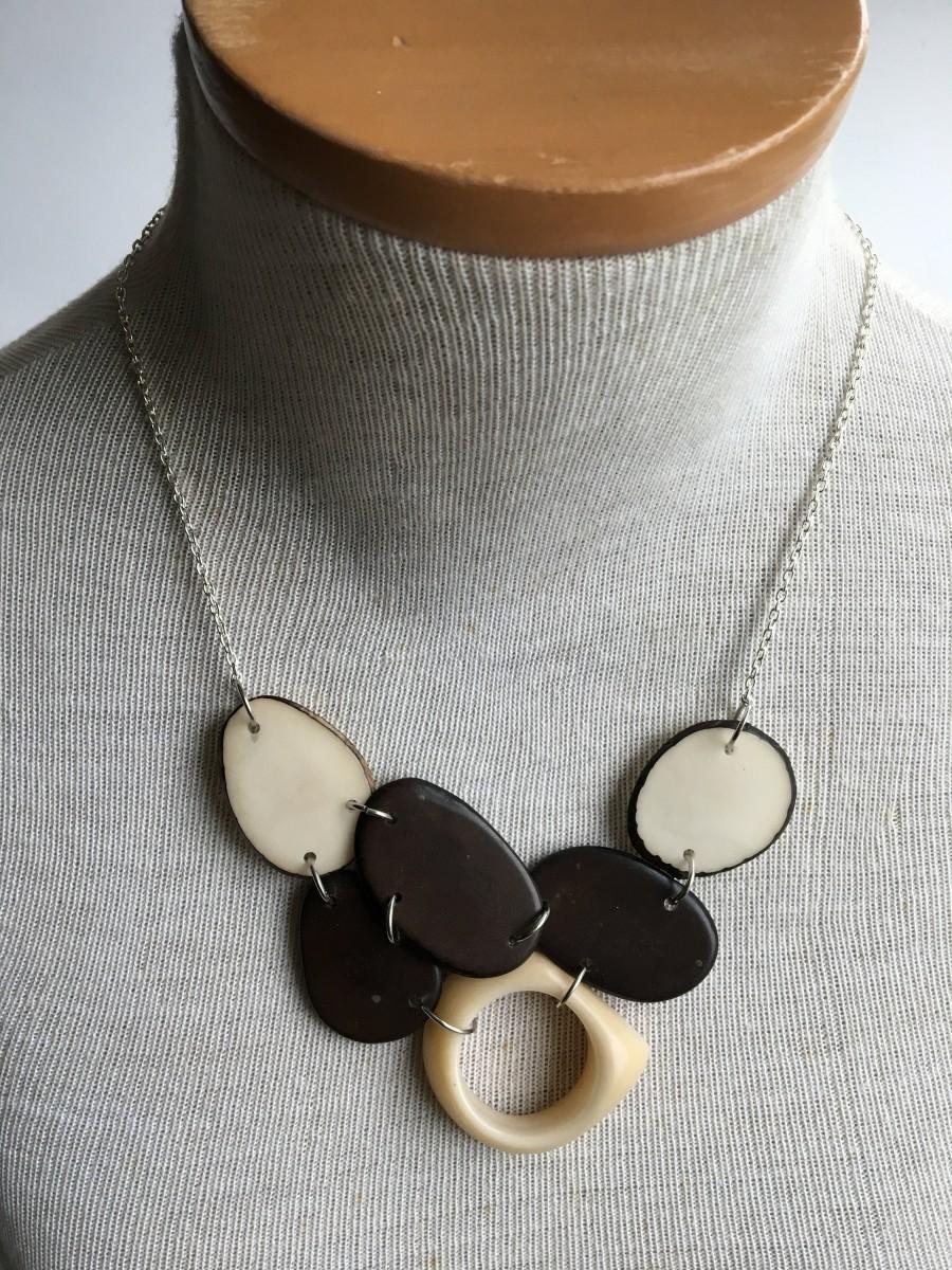 Свадьба - Tagua Nut Brown White Flat Chunky Statement Abstract Necklace OOAK