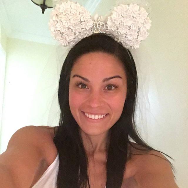 Mariage - Minnie Mouse Ears/49.00 and  Free domestic Shipping/28 inch FINISHED Veil/Metal TIARA Crown with rhinestone/Wedding/Bachelorette party,