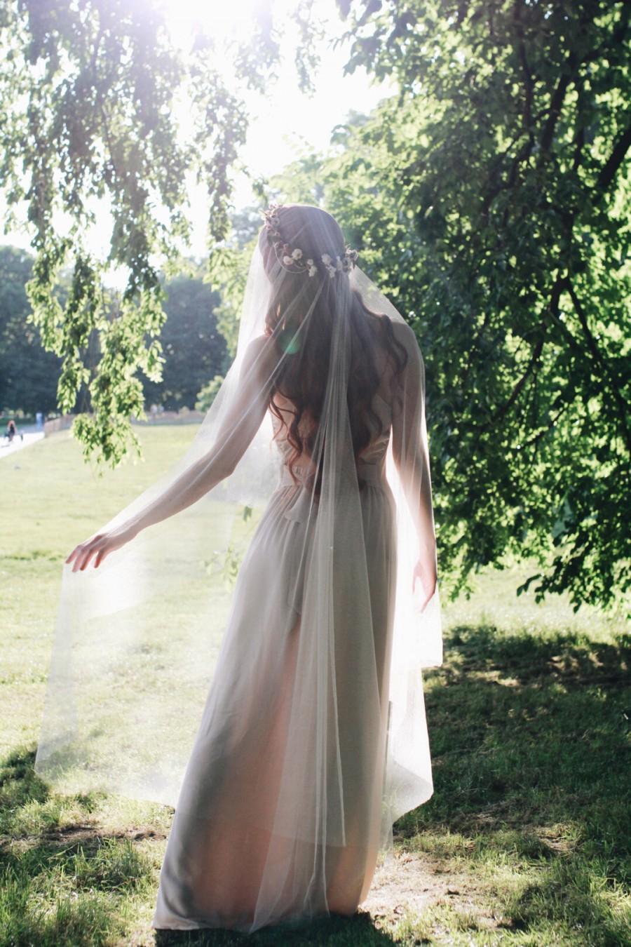 زفاف - Wedding veil, drop veil, soft vintage tulle, white bridal veil, circle fingertip veil, waltz length, whimsical wedding accessories
