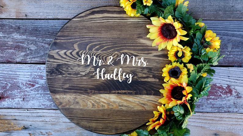Свадьба - Lazy Susan Round Wedding Guestbook Alternative Engraved and Personalized Black or White lettering Wedding Guest Sign In Wood Guest book