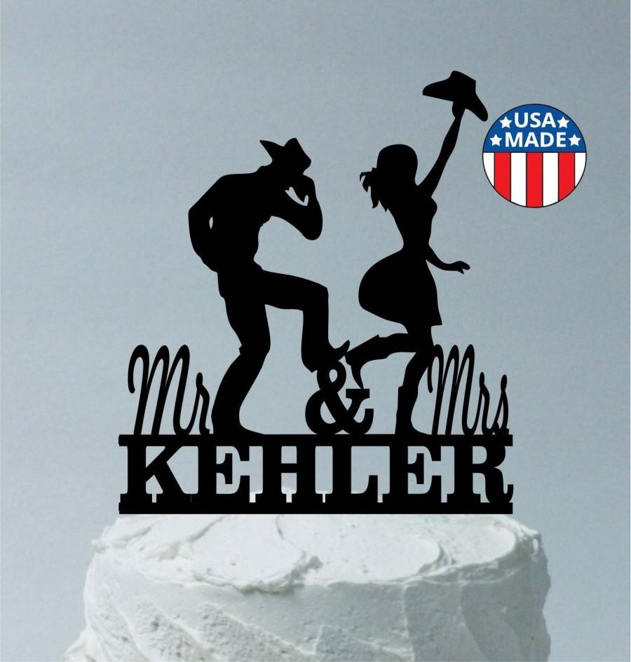 Свадьба - MADE In USA, CowBoy and CowGirl Personalized Wedding Cake Topper, Country and Western Wedding Cake Topper, Country Wedding Cake Topper