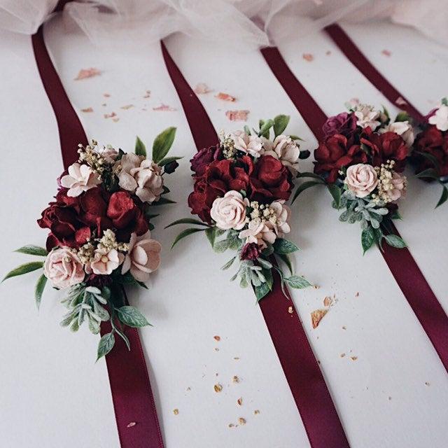 Wedding - Burgundy flower corsage, Floral wrist corsages, Maroon wrist corsages, Bridesmaids corsages,  Wedding bracelets,  Bridal bracelet, Corsages