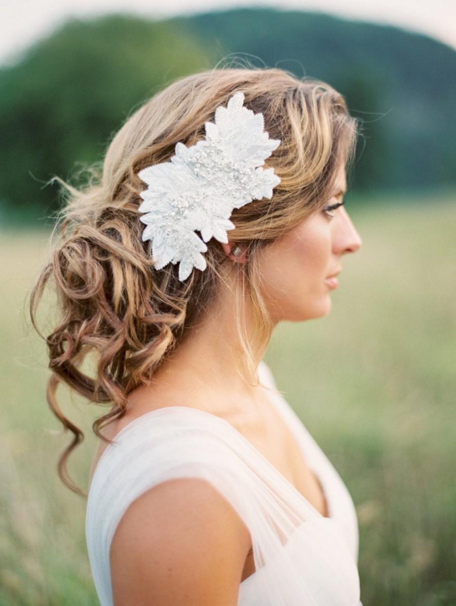زفاف - Bridal Beaded Headpiece. Wedding Crystal and Lace Hair Piece.