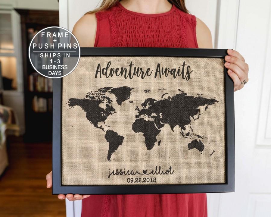 Свадьба - Burlap Push Pin Travel Map Adventure Awaits World Map Anniversary Gifts for Men Custom Gift for Boyfriend Travel Wedding Gift for Couple