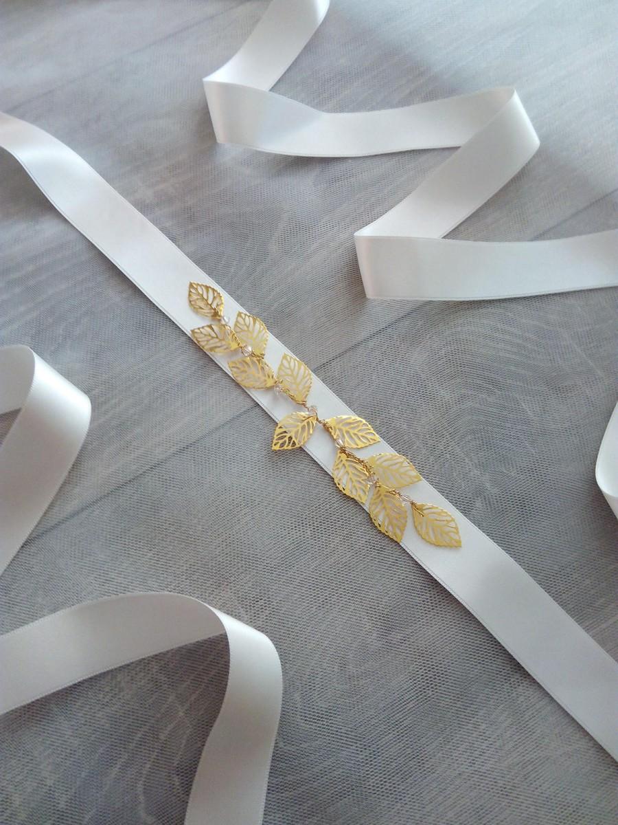 Hochzeit - Gold Leaf Bridal Belt, Gold Leaf Bridal Sash, Gold Leaf Wedding Sash, Gold Leaf Wedding Belt, Wedding Dress Belt, Wedding Dress Sash - Emily