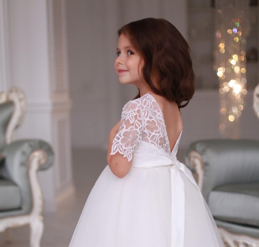 Hochzeit - white tulle flower girl dress - wedding baby dress - tutu dress toddler - first birthday dress -pageant dress -  first communion dress