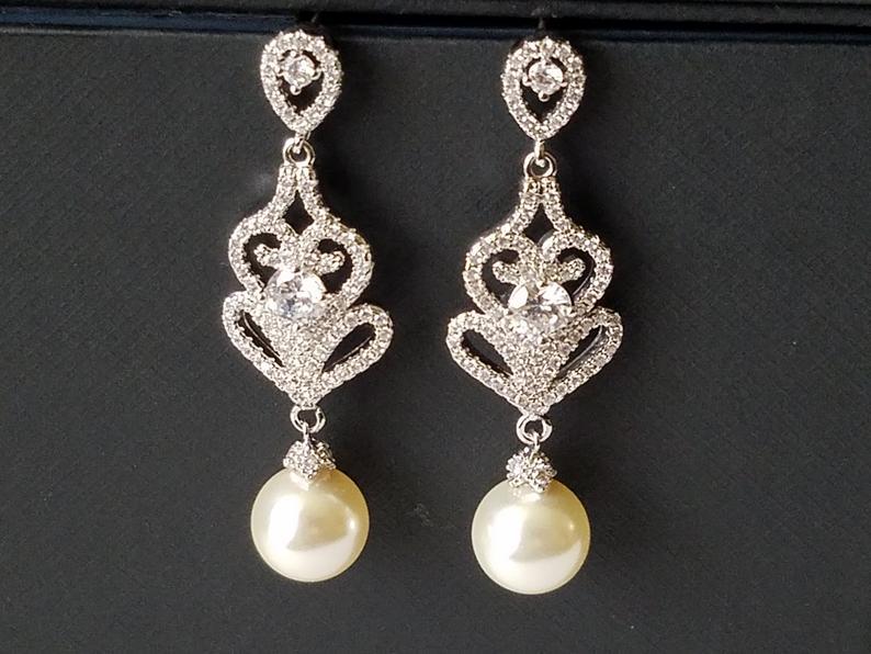 Mariage - Pearl Chandelier Bridal Earrings, Swarovski Ivory Pearl Dangle Earrings, Pearl Bridal Jewelry, Wedding Pearl Jewelry, Pearl Silver Earrings