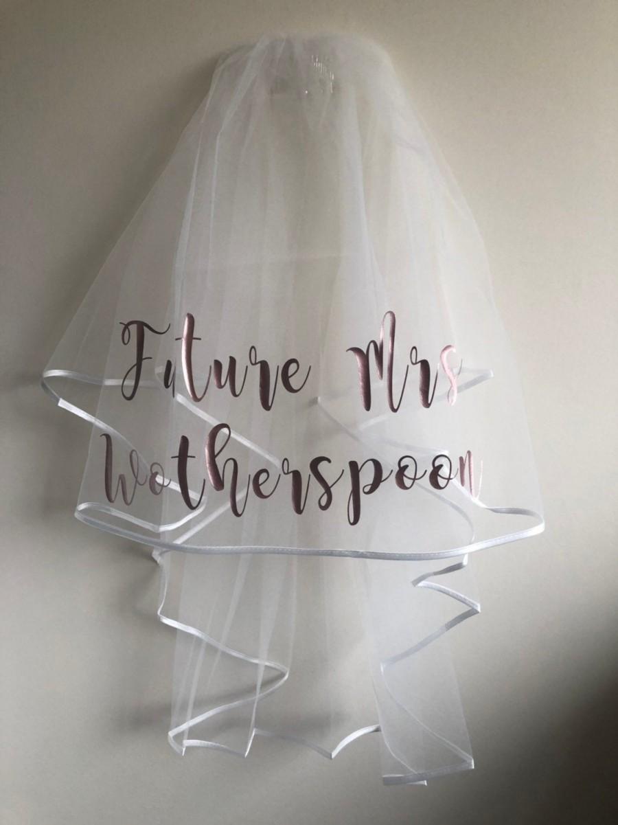 Wedding - Hen Party vail personalised with future mrs, perfect engagement gift