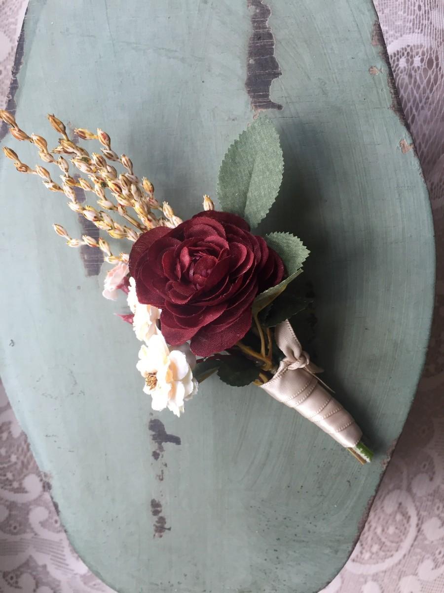 Mariage - Burgundy Boutonniere, Wedding Boutonniere, Rustic Fall Boutonniere, Men's Lapel Flower, Buttonhole, Prom Boutonniere, Groom's Flower