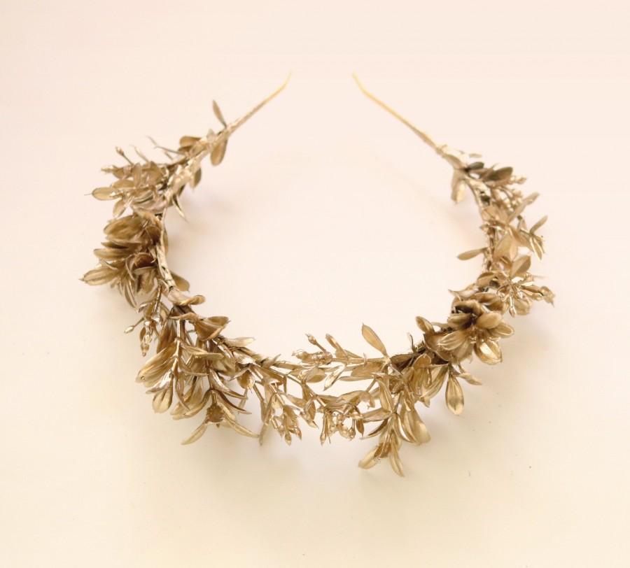 Свадьба - Myrtle leaf bridal headpiece, Golden floral tiara, Silver hair crown, Vintage-inspired bridal head piece, Wedding hair tiara, Gold silver