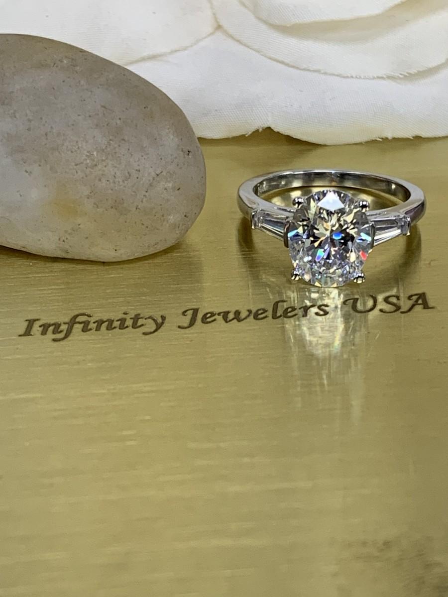 زفاف - Oval Cut Solitaire Engagement Ring / Baguette Accent Wedding Ring / 14k White Gold  #5089