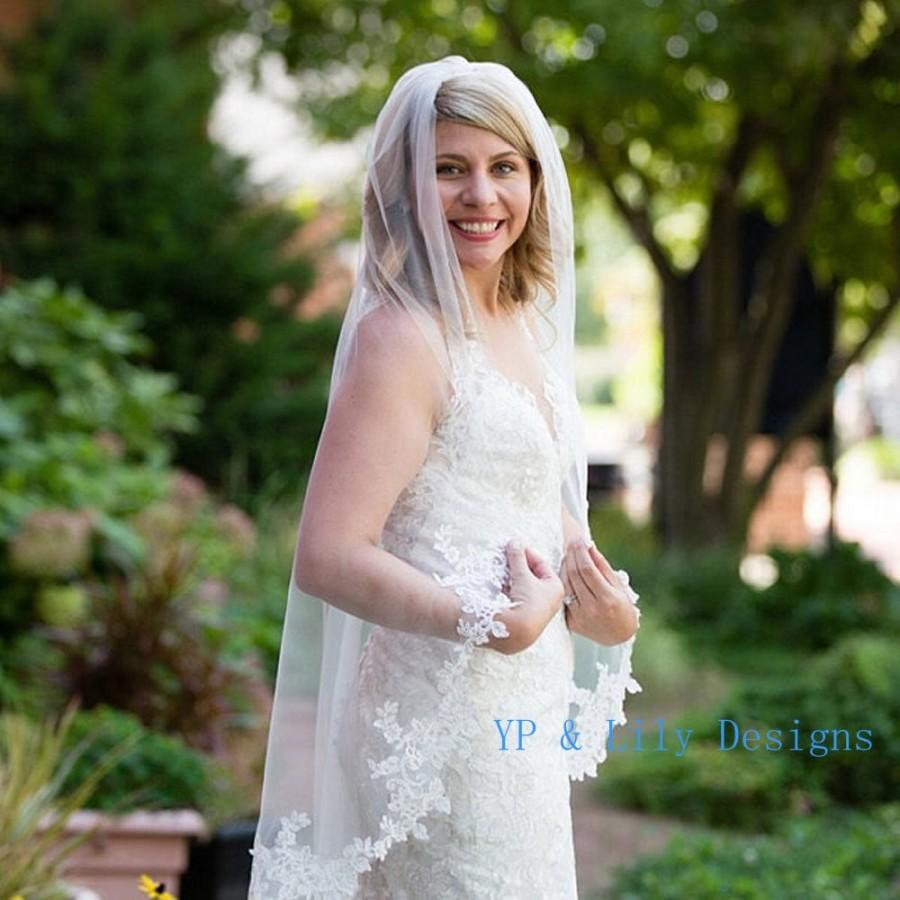 زفاف - Fingertip lace wedding veil,Lace fingertip veil, short lace veil, 1 tier partial lace fingertip veil, floral lace applique veil