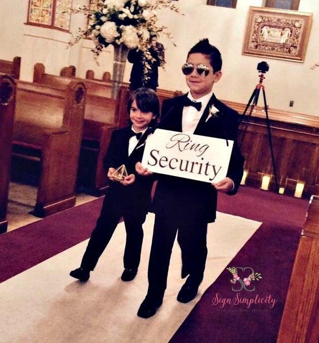 Mariage - Ring Security sign, Ring bearer wood sign, Funny wedding prop, wood sign