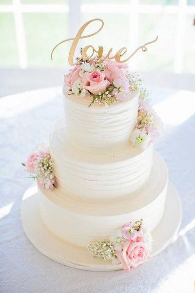 Свадьба - Wedding Cake Topper Love Wood Sign Cake Topper Gold Custom Cake Topper Beautiful Wedding Topper Cake Decor Wedding Newlyweds