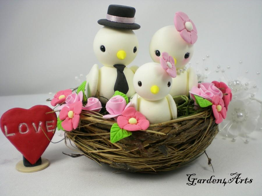 زفاف - Wedding Cake Toppe--Love Birds Family with Floral Nest (Choice of color)