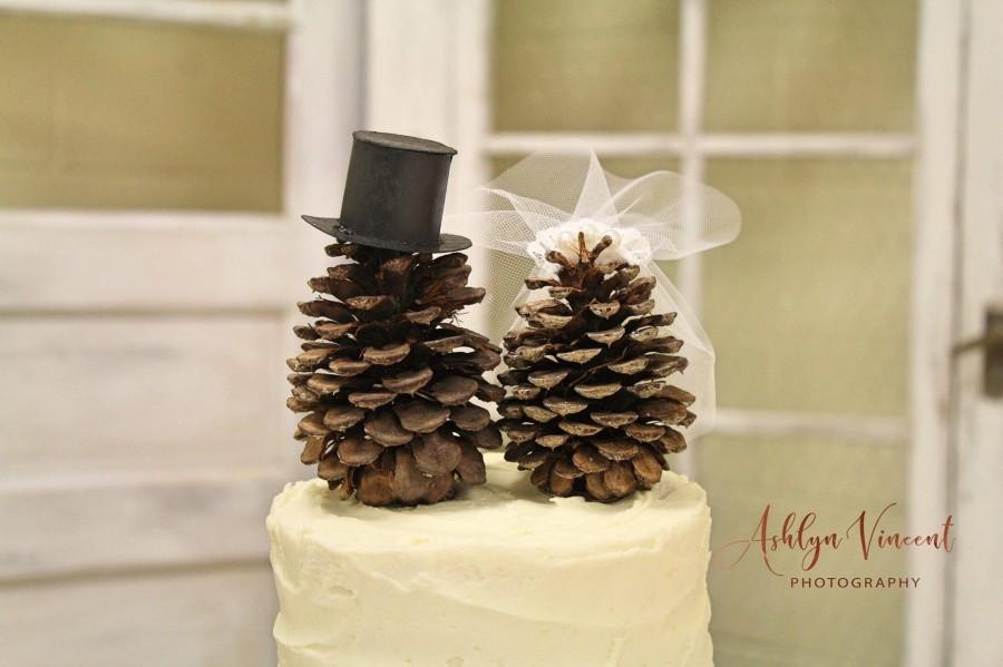 Свадьба - Wedding Pine Cone Cake Topper: Bride and Groom
