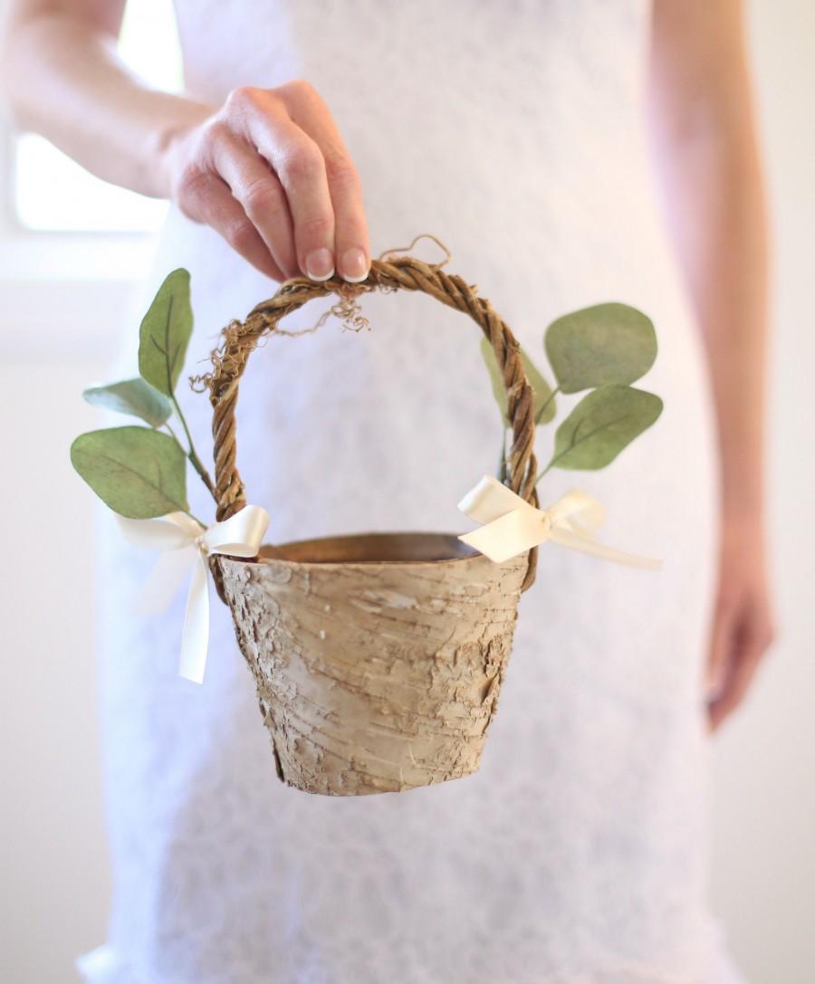 Hochzeit - Flower Girl Basket Rustic Flower Girl Basket Rustic Wedding Decor Rustic Wedding Eucalyptus Wedding Birch Flower Girl Basket SMALL