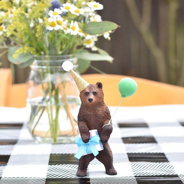 Свадьба - Birthday Grizzly Bear Cake Topper - customization available - Safari Cake Topper, Zoo Cake Topper, Animal Cake Topper, Birthday Party Topper