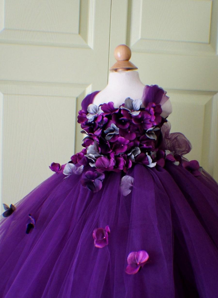Hochzeit - Flower Girl Dress, Tutu Dress, Photo Prop, in Purple and Grey, Flower Top, Tutu Dress, Birthday Wedding Party Holiday Bridesmaid Flower Girl